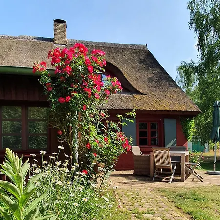 Pommernhaus Urgemuetlicher Roter Schwede בית נופש *