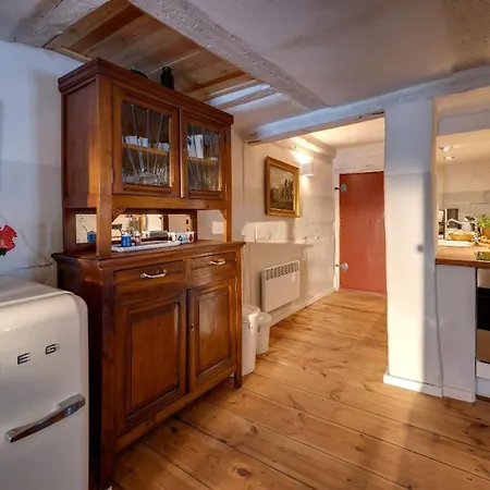 Pommernhaus Urgemuetlicher Roter Schwede בית נופש